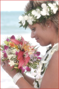 Pretty bride with tropical bouquet
